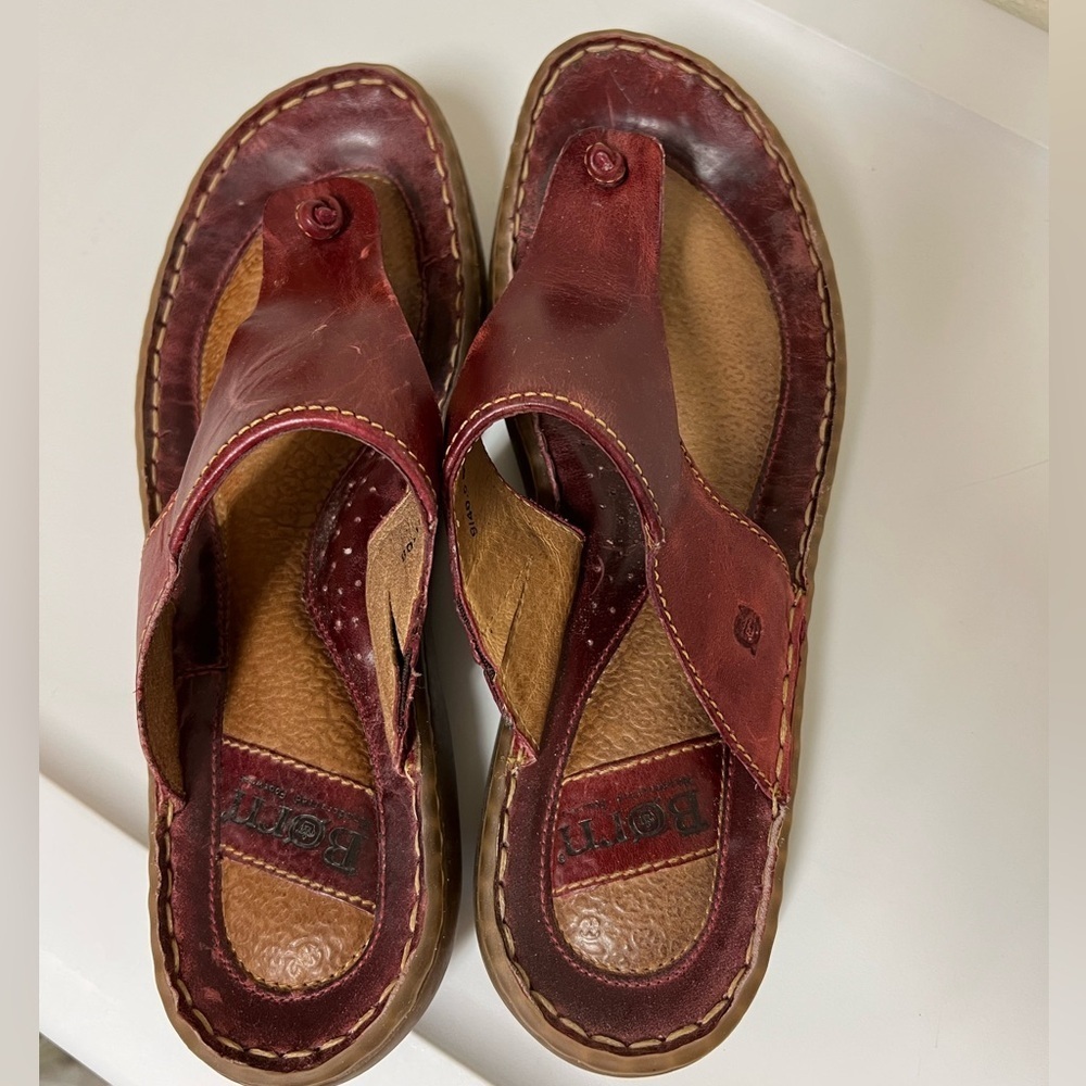Born Red Leather Sandals Womens 9